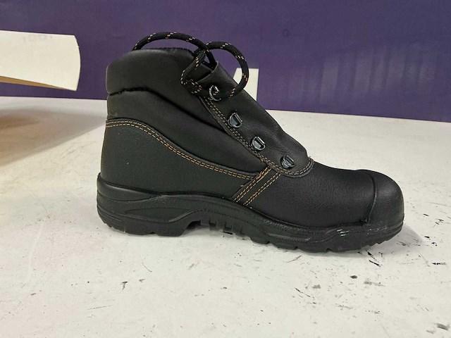 Cofra werkschoenen’40”ongebruikt” - afbeelding 3 van  4