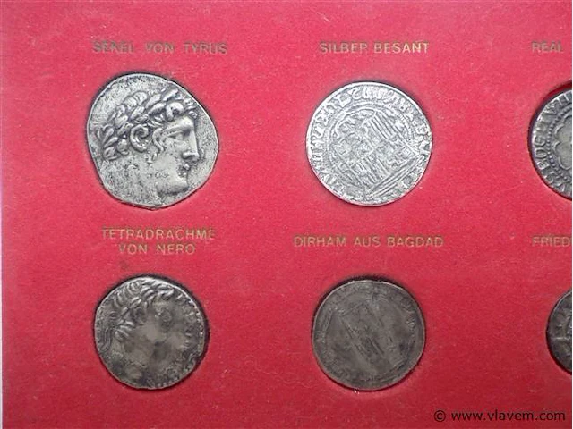Coinset met oude restrikes - afbeelding 2 van  3