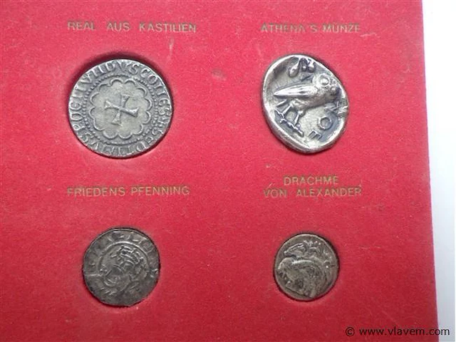 Coinset met oude restrikes - afbeelding 3 van  3