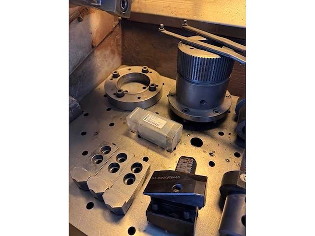 Colchester - 1995 - tornado 100 - cnc-draaibank - afbeelding 7 van  8