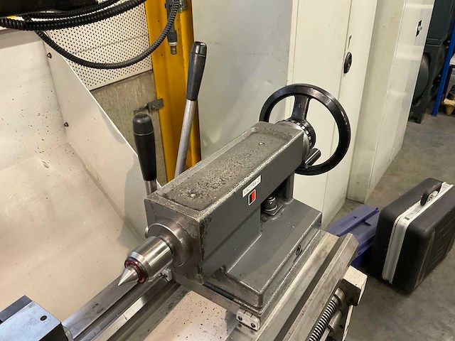 Colchester master 3250 universele draaibank - afbeelding 21 van  22