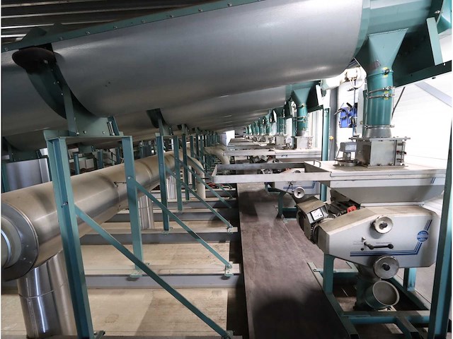 Cold press koolzaad perserij - afbeelding 11 van  84