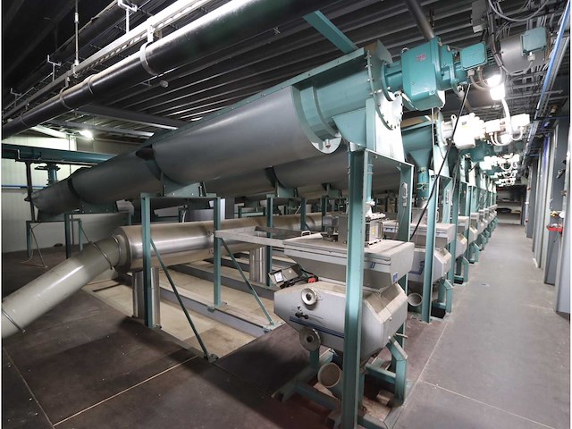 Cold press koolzaad perserij - afbeelding 23 van  84