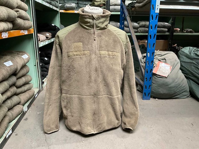 Cold weather fleece jacket (5x) - afbeelding 1 van  2