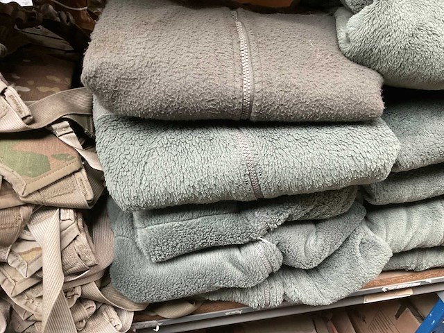 Cold weather fleece jacket (5x) - afbeelding 3 van  3