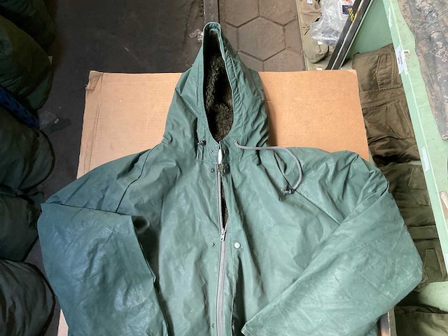 Cold weather jacket (3x) - afbeelding 2 van  6