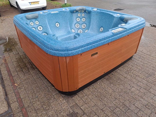 Coleman spa 5 persoons jacuzzi en buitenspa - afbeelding 4 van  14