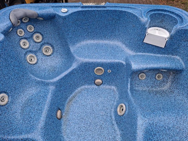 Coleman spa 5 persoons jacuzzi en buitenspa - afbeelding 6 van  14