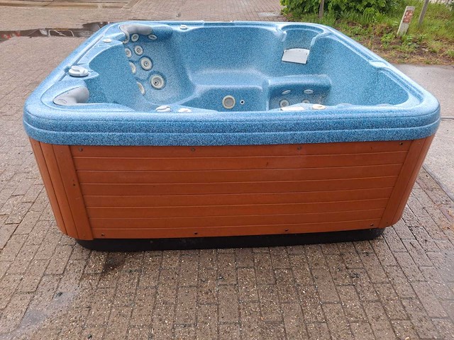 Coleman spa 5 persoons jacuzzi en buitenspa - afbeelding 9 van  32