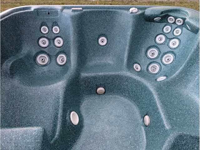 Coleman spa 6 persoons jacuzzi en buitenspa - afbeelding 11 van  12