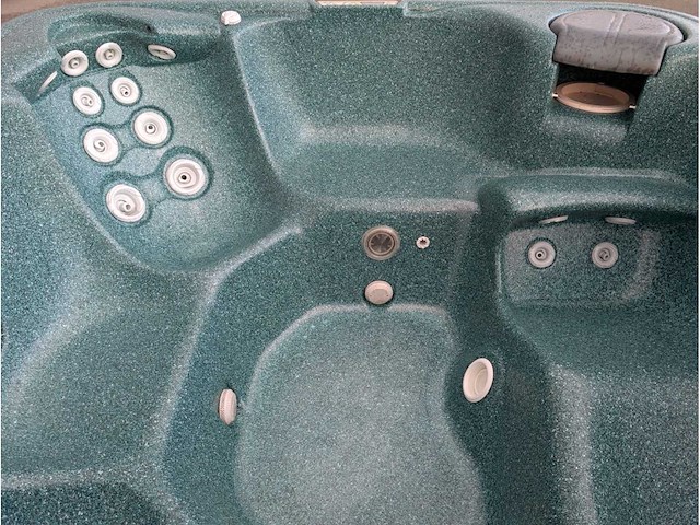 Coleman spa 6 persoons jacuzzi en buitenspa - afbeelding 5 van  13