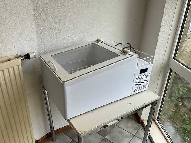 Colfflow ice 2 schepijsvitrine - afbeelding 1 van  7