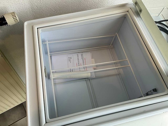 Colfflow ice 2 schepijsvitrine - afbeelding 4 van  7