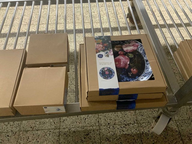 Collectie delfs blauw aardewerk - afbeelding 10 van  11