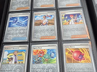 Collectie pokémon kaarten in vezamelmap, o.a. prismatic evolution & pitch black - afbeelding 14 van  16