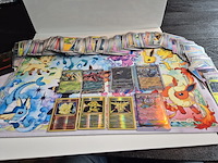 Collectie pokémon kaarten, o.a. mega evolution - pitch black - afbeelding 1 van  4
