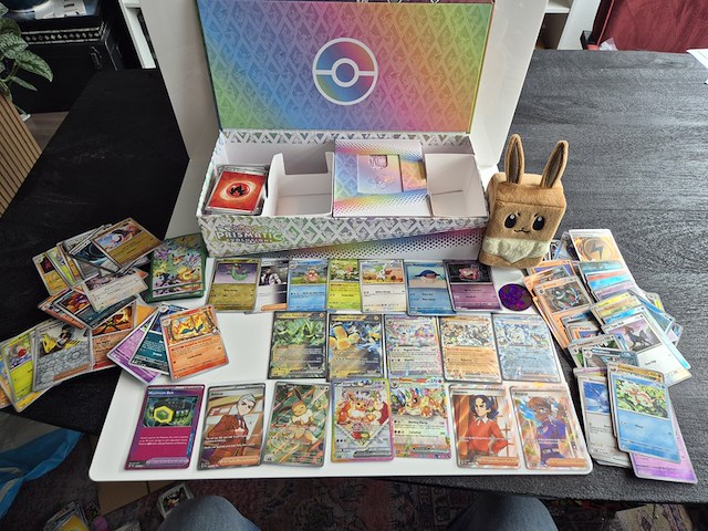 Collectie pokémon kaarten, scarlet & violet - prismatic evolutions, o.a. full art - afbeelding 1 van  7