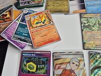 Collectie pokémon kaarten, scarlet & violet - prismatic evolutions, o.a. full art - afbeelding 2 van  7