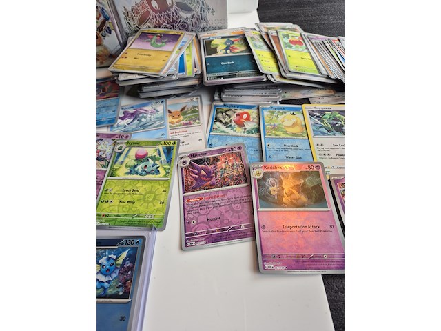 Collectie pokémon kaarten, scarlet & violet - prismatic evolutions, o.a. leafeon (master ball) - afbeelding 7 van  10
