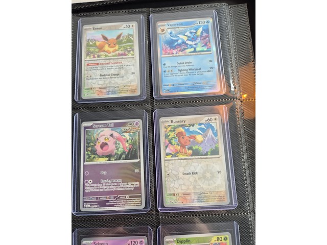 Collectie vintage en moderne pokémon kaarten, o.a. charizard, blastoise & venusaur - afbeelding 5 van  20