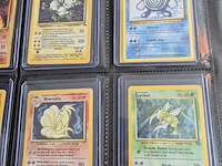 Collectie vintage en moderne pokémon kaarten, o.a. charizard, blastoise & venusaur - afbeelding 6 van  20