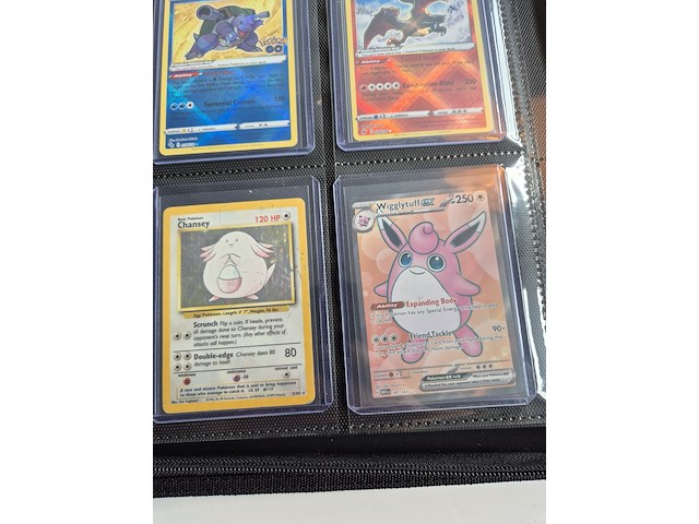 Collectie vintage en moderne pokémon kaarten, o.a. charizard, blastoise & venusaur - afbeelding 19 van  20