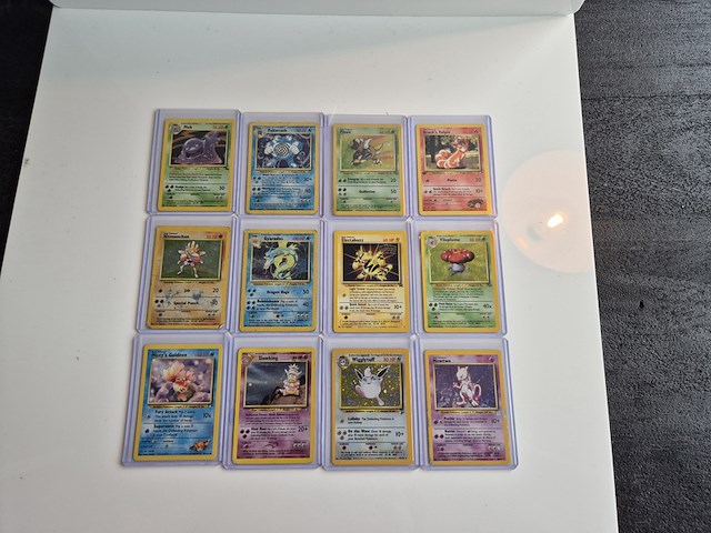 Collectie vintage pokémon kaarten, holo's, first edition en promo's - afbeelding 5 van  13