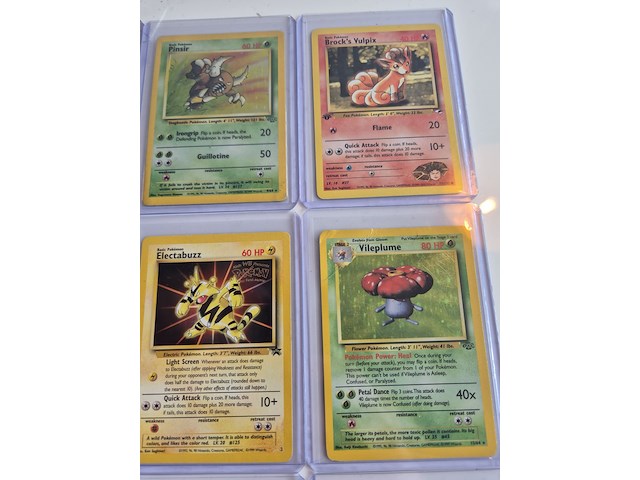 Collectie vintage pokémon kaarten, holo's, first edition en promo's - afbeelding 13 van  13