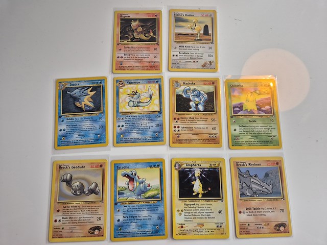 Collectie vintage pokémon kaarten, o.a. holo's & first editions - afbeelding 6 van  13