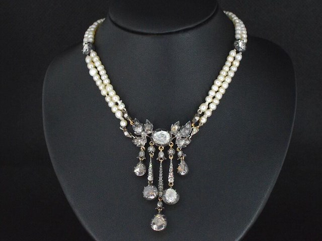 Collier met diamanten en orient parels - afbeelding 1 van  5