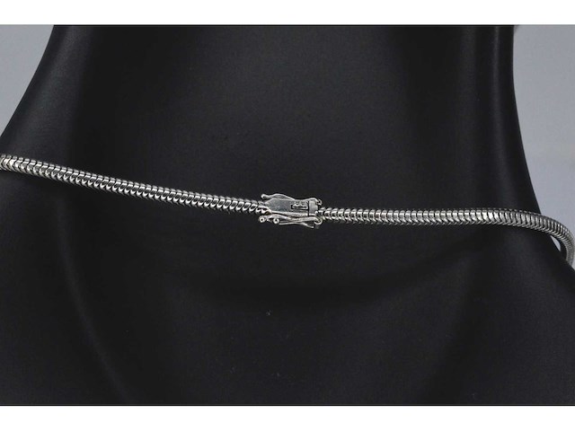 Collier met peer vorm diamant 3.50 carat en natuurlijke diamanten - afbeelding 9 van  10