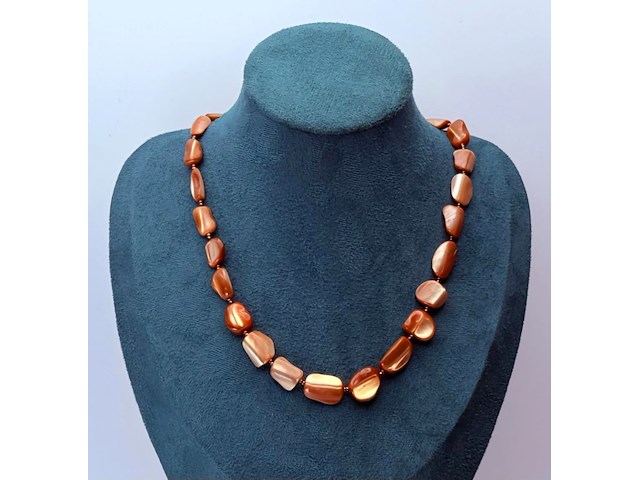 Collier ''sand colour pearl fragments'' - afbeelding 1 van  5