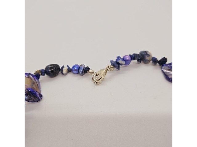 Collier turquoise en gepolijst parelmoer - afbeelding 4 van  4