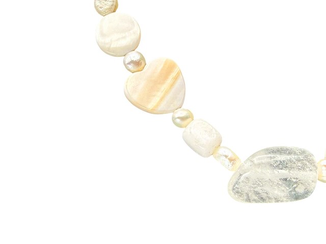Collier witte jade, zoetwater parels, gepolijst parelmoer en kristallen - afbeelding 2 van  6