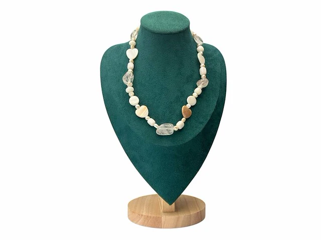 Collier witte jade, zoetwater parels, gepolijst parelmoer en kristallen - afbeelding 1 van  6