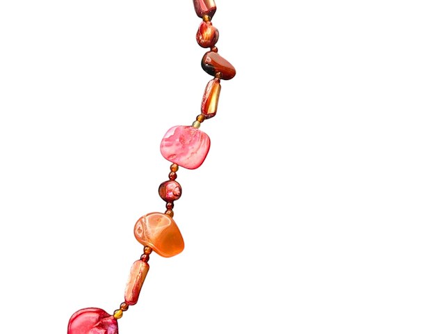 Collier zoetwater parels, gepolijst parelmoer en amber - afbeelding 3 van  5
