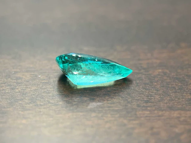 Colombiaanse muzo smaragd 2.70 ct - afbeelding 3 van  4