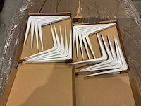 Colorite partij wandplankbeugels - afbeelding 6 van  6