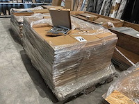 Colorite partij wandplankbeugels - afbeelding 3 van  7
