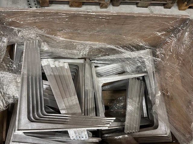 Colorite plankdrager gegoten aluminium (120x) - afbeelding 4 van  4