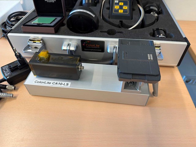 Colorlite sph900 spectrofotometer kleurmeter set incl. ca10-ls meetstation & koffer - afbeelding 4 van  4