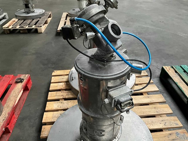 Colortronic hopper / vacuümtransporteur (2x) - afbeelding 1 van  1