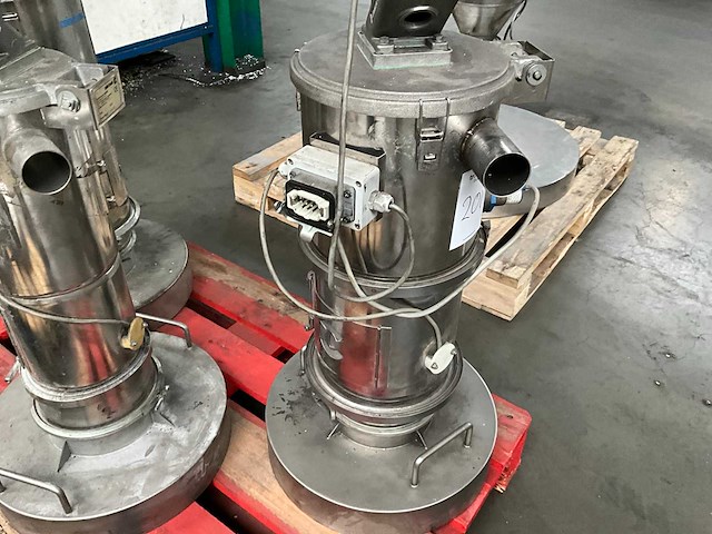 Colortronic hopper / vacuümtransporteur (3x) - afbeelding 2 van  5