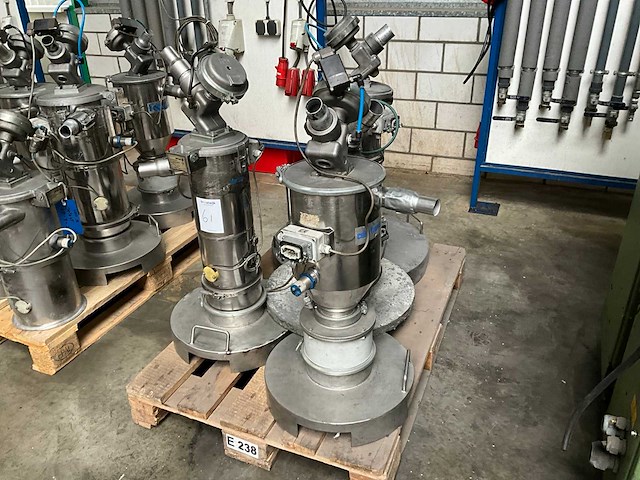 Colortronic hopper / vacuümtransporteur (4x) - afbeelding 1 van  6