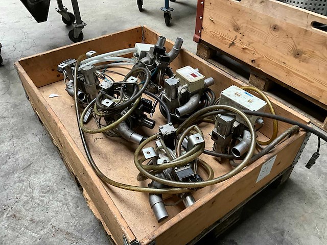 Colortronic zkw grondstofsysteem / doseersysteem (6x) - afbeelding 1 van  5