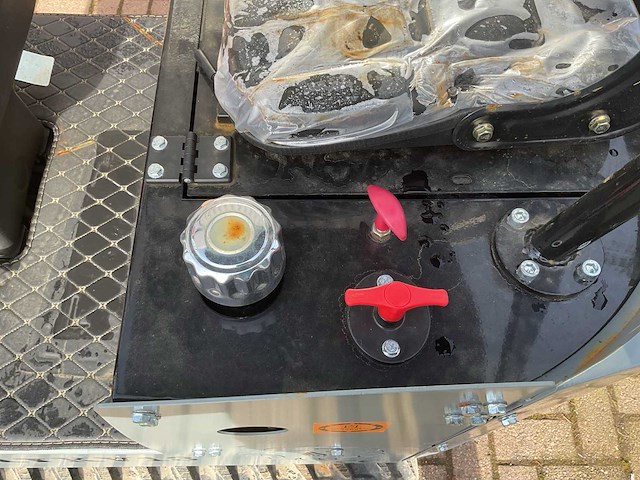 Colt kv13 grijs minigraafmachine - afbeelding 13 van  16