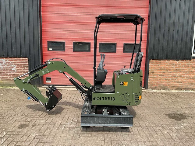 Colt kv13 groen minigraafmachine - afbeelding 1 van  21