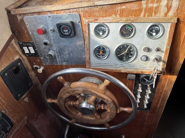 Colvic craft - 1987 - werk / visboot - afbeelding 2 van  14