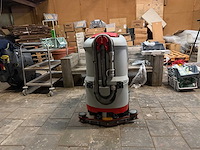 Comac - innova 55 - opzit schrob-zuigmachine - afbeelding 4 van  6