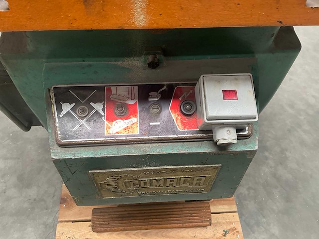 Comaca uithoekstans - afbeelding 2 van  2